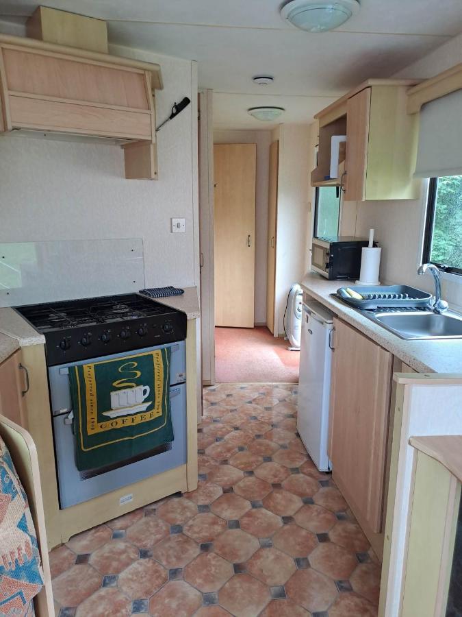 Cosy Caravan At Blackmoor Farm Ludchurch Ngoại thất bức ảnh